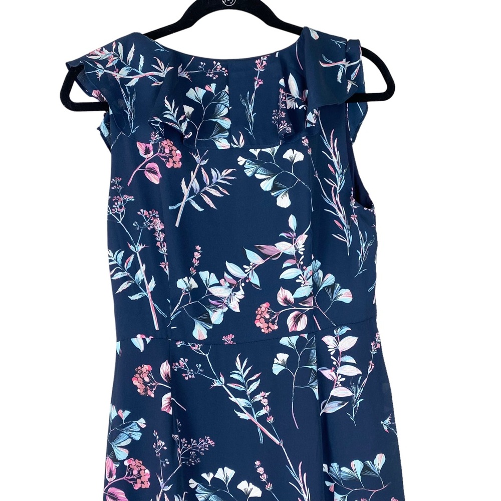 Banana Republic Floral Ruffle-Wrap Maxi Dress 6 - Picture 8 of 12